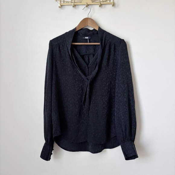 PAIGE Cleobelle Silk Blouse Large Animal Print Jacquard Black - Picture 1 of 9